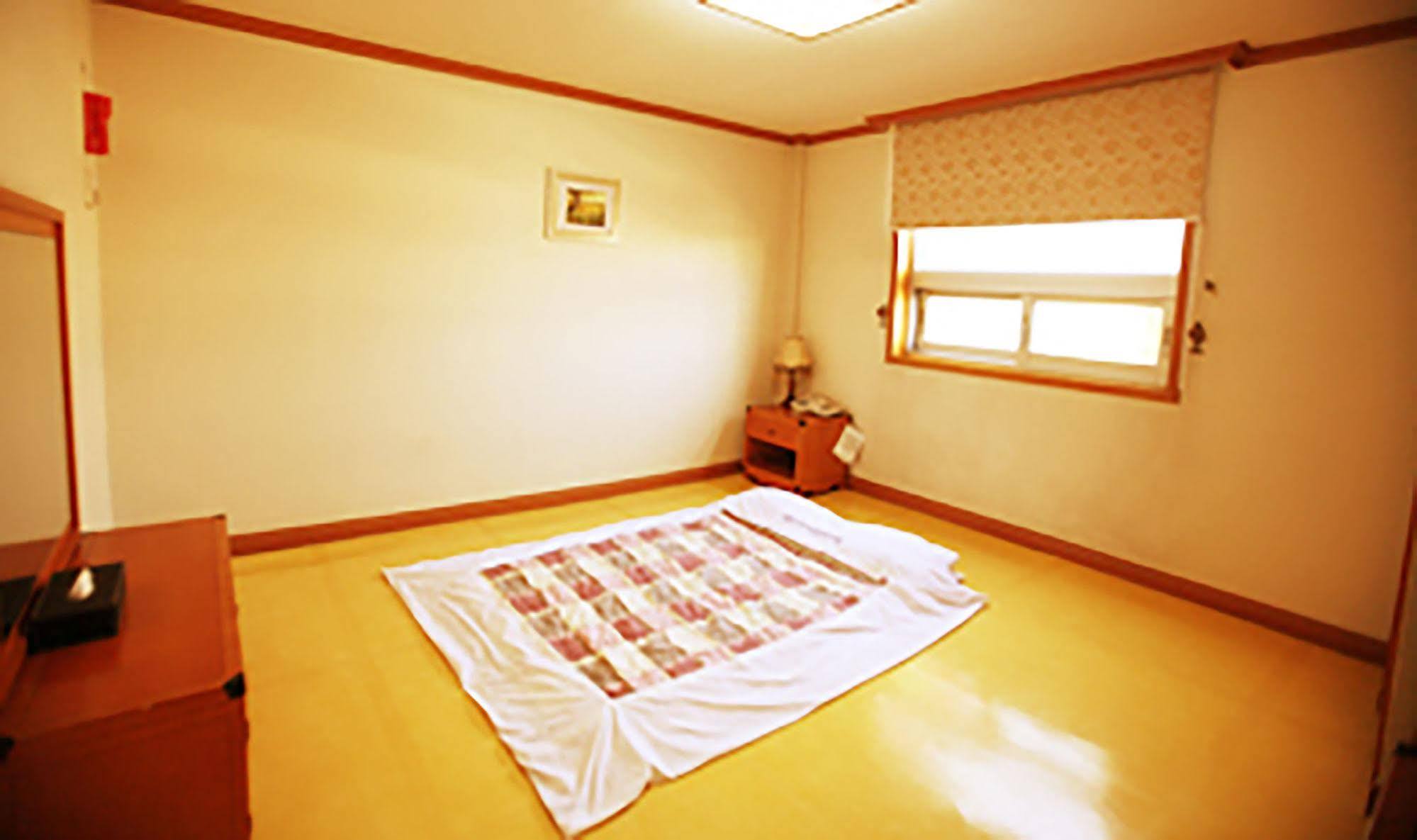 Suncheon Royal Tourist Hotel Exterior foto